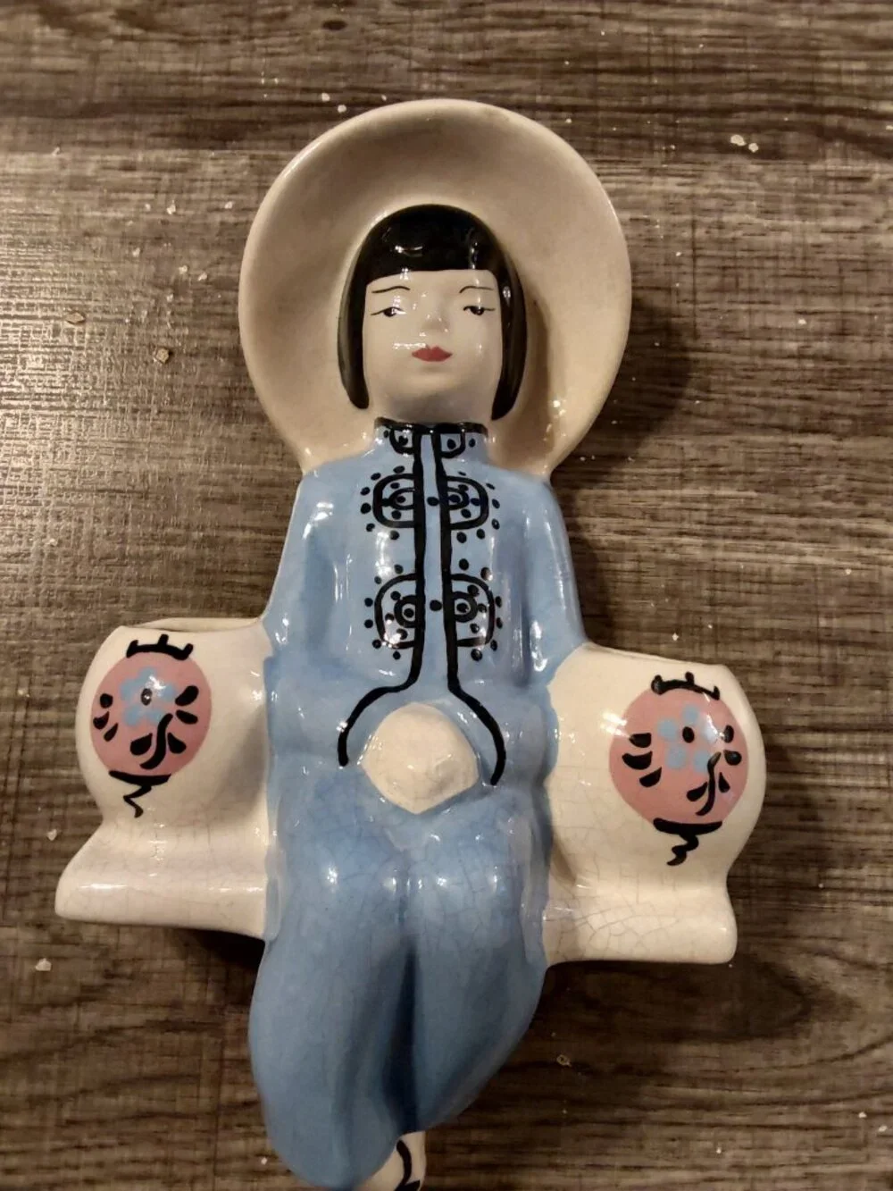 VINTAGE MCM Chinoiserie Lady Wall Pocket:  Asian Decor w Baskets for flowers1940